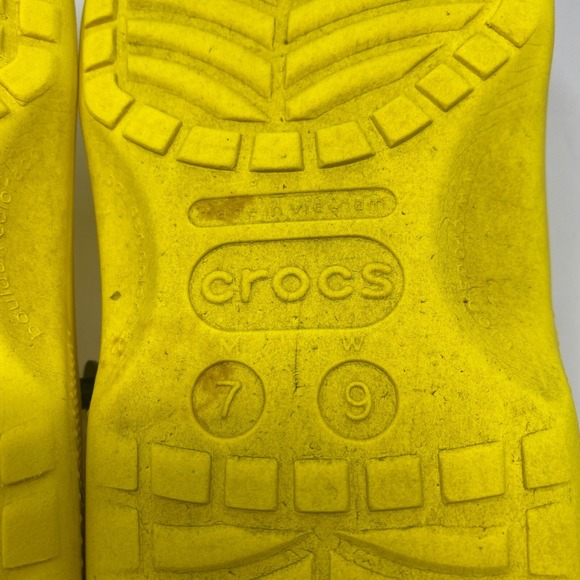 Crocs Classic Clogs Shoes Yellow Men's Size 7 Women's Size 9 - Picture 10 of 10